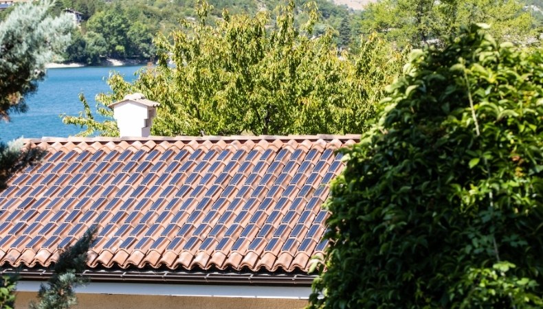 Coppo fotovoltaico: vantaggi e svantaggi