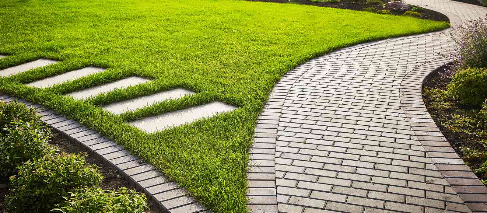 Pavimento del giardino guida completa dalla scelta alla posa
