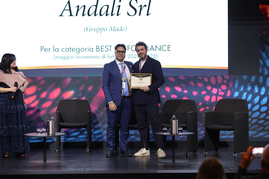 Andali e Fortunato premiati al Youtrade Award Sud Andali e Fortunato premiati al Youtrade Award Sud