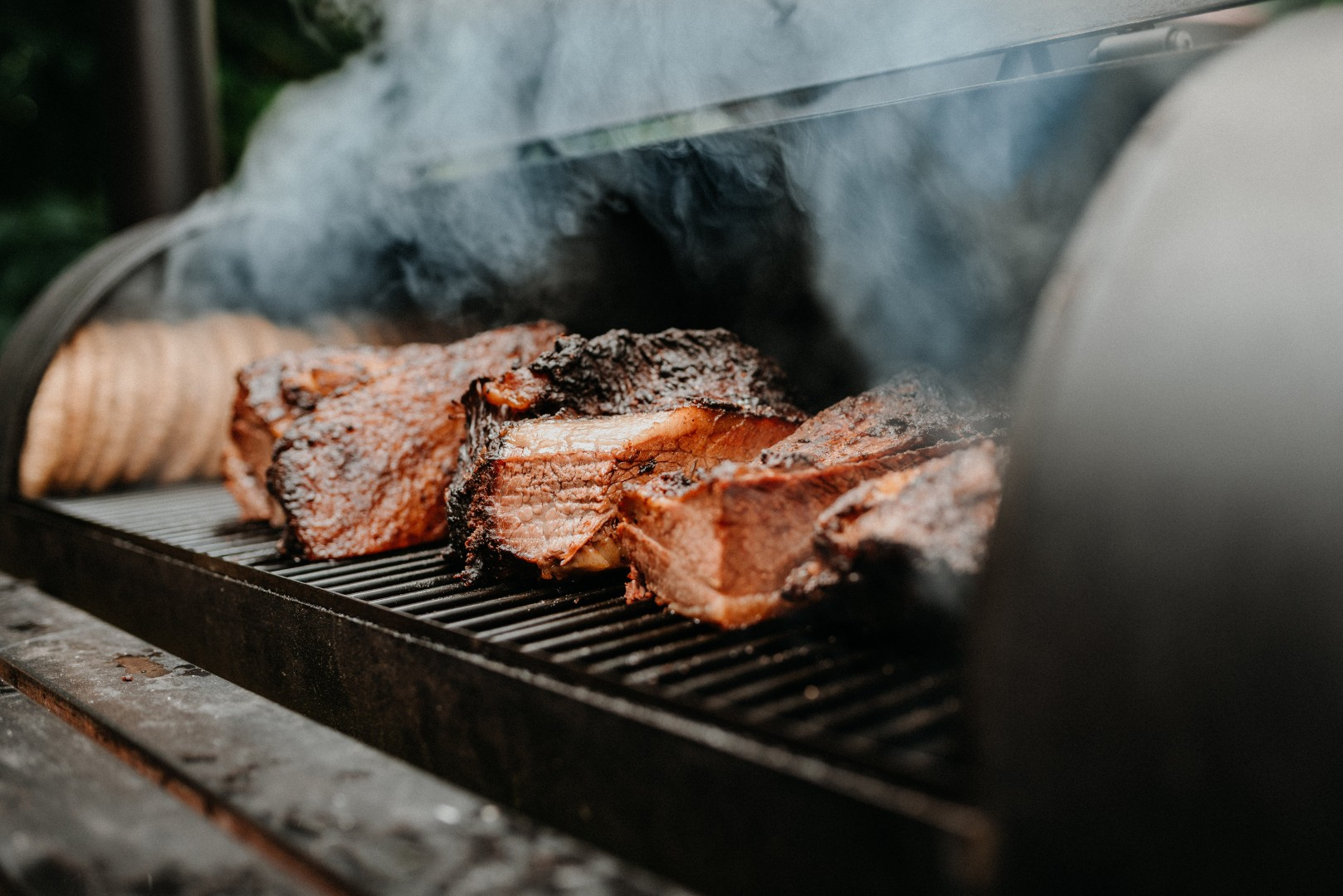 Come scegliere il miglior barbecue per il tuo giardino Come scegliere il miglior barbecue per il tuo giardino
